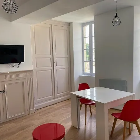 Le Colore- T2 Confortable Avec Vue Sur Nérac Esterno foto