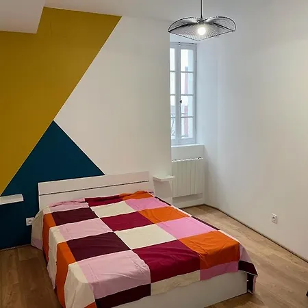 Le Colore- T2 Confortable Avec Vue Sur Nérac Esterno foto
