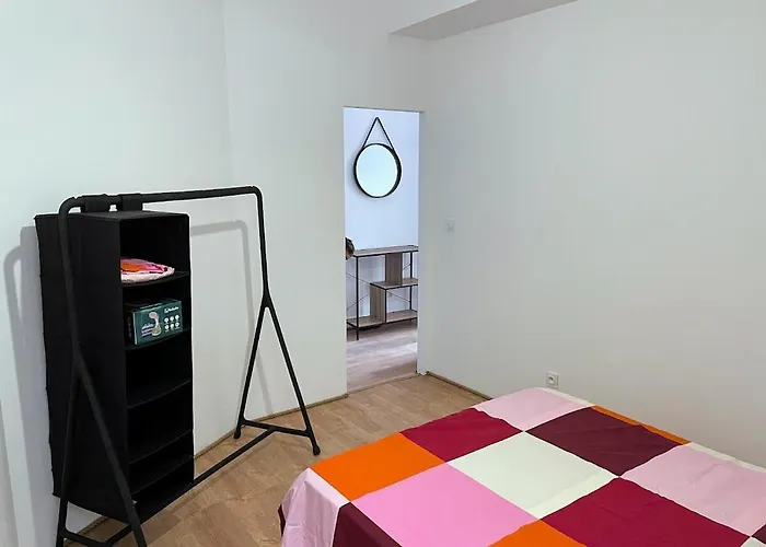 Le Colore- T2 Confortable Avec Vue Sur Nerac